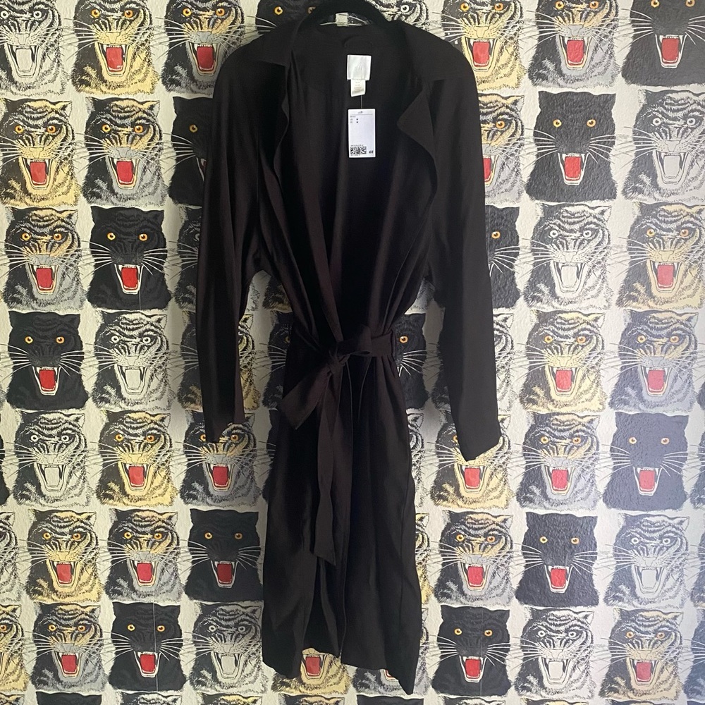 H&M Lightweight Trench Coat- Size Medium